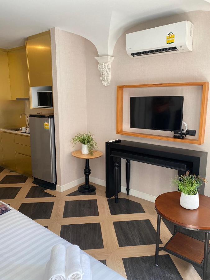 Espana Hotel Jomtien Resort Buitenkant foto