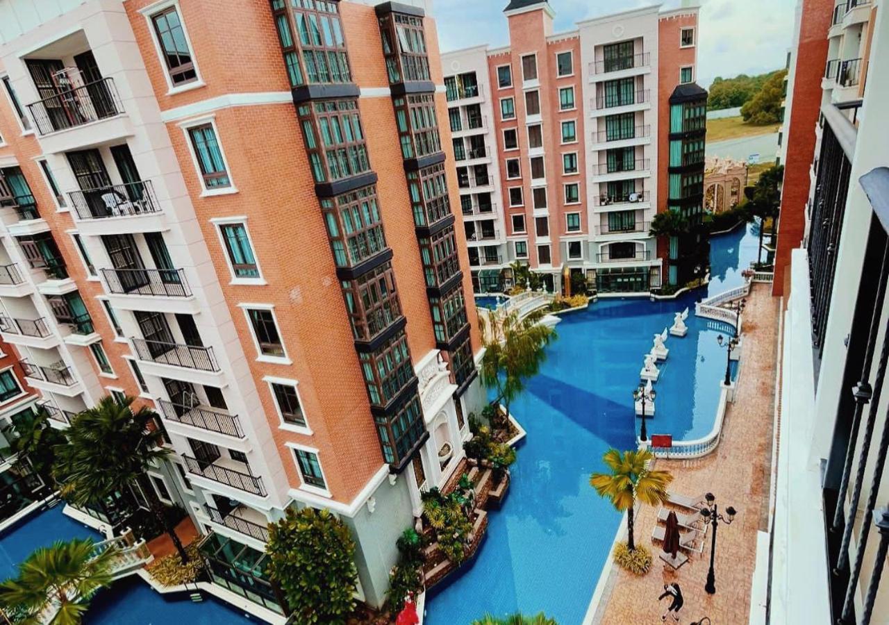 Espana Hotel Jomtien Resort Buitenkant foto